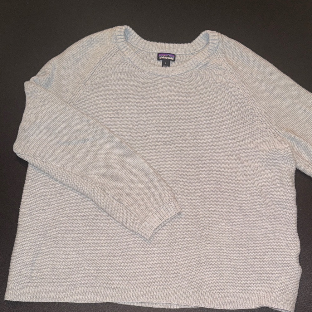 GUC Patagonia Light Gray Knit Sweater